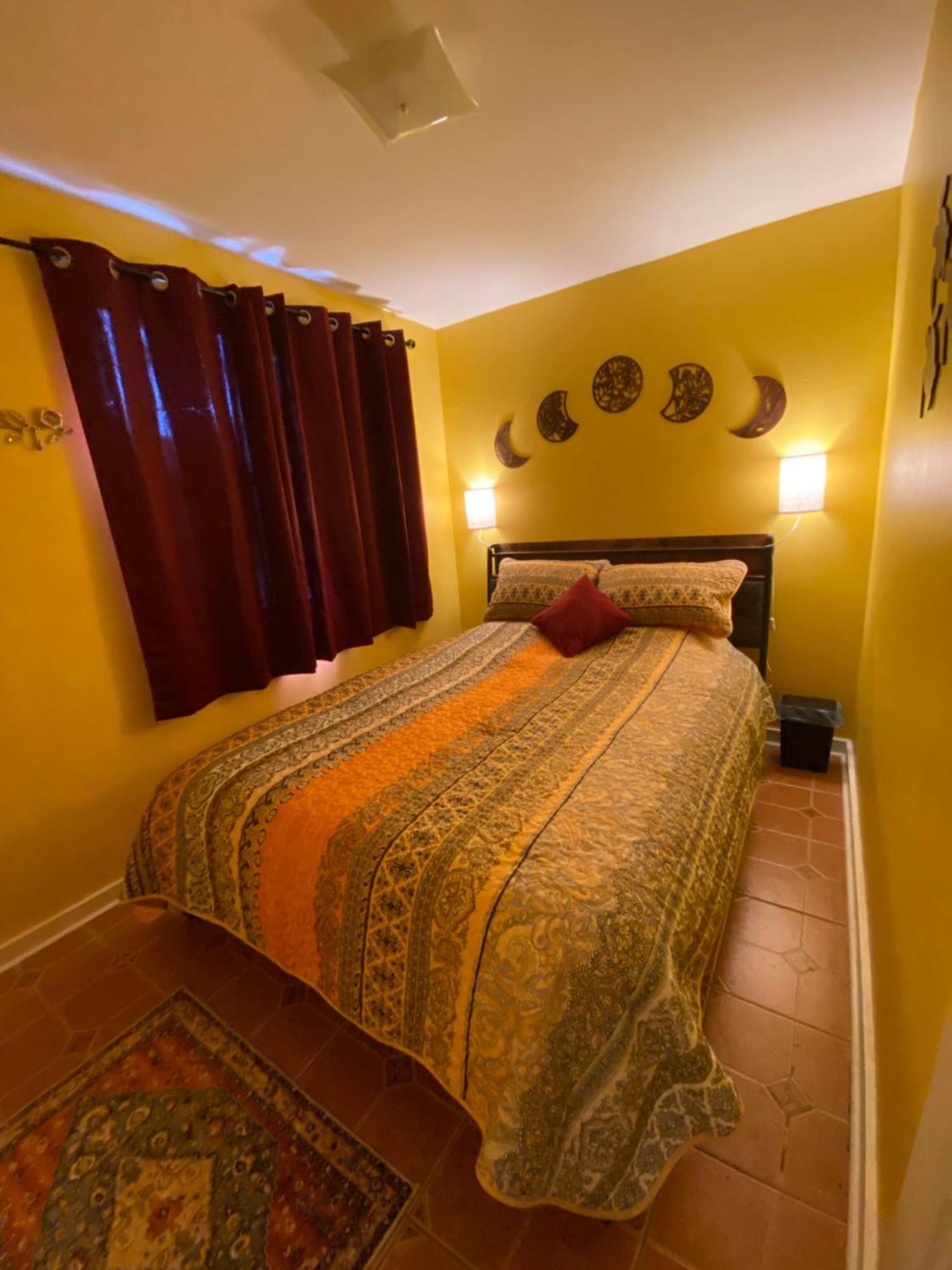 Five Elements Lodge B&B With Outdoor Spa Fernwood Bagian luar foto
